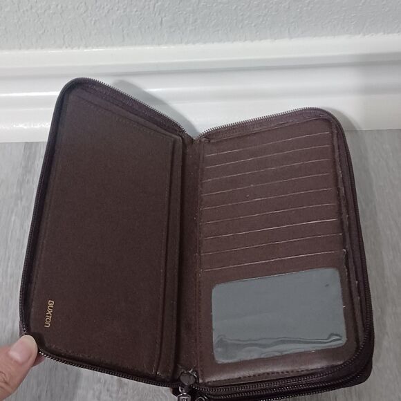 BUXTON Dark Brown Genuine Leather Wallet w/ Croc Pattern - Picture 3 of 5